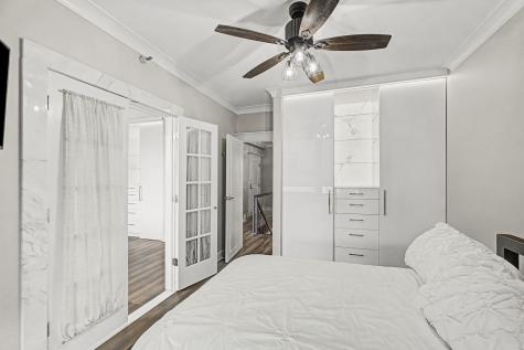 221 East Walton Place Chicago IL 60611