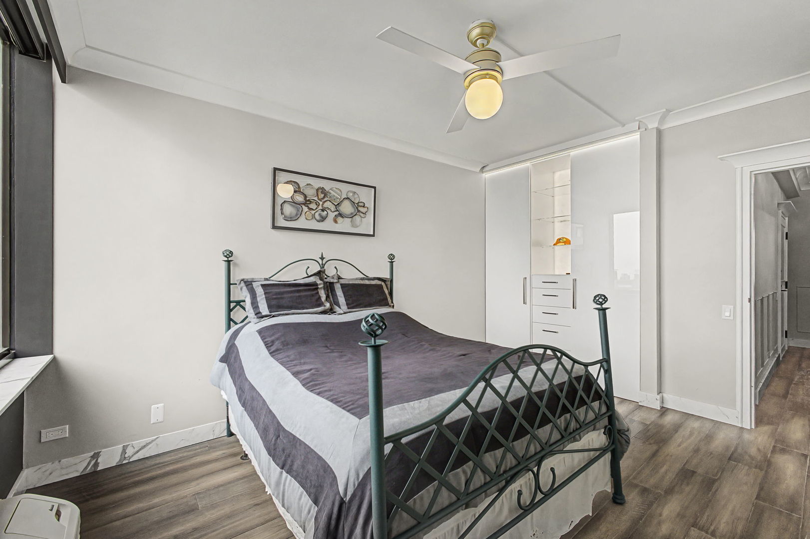 221 East Walton Place Chicago IL 60611
