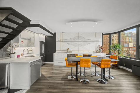 221 East Walton Place Chicago IL 60611