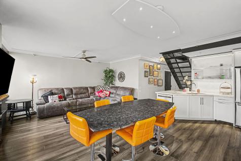 221 East Walton Place Chicago IL 60611