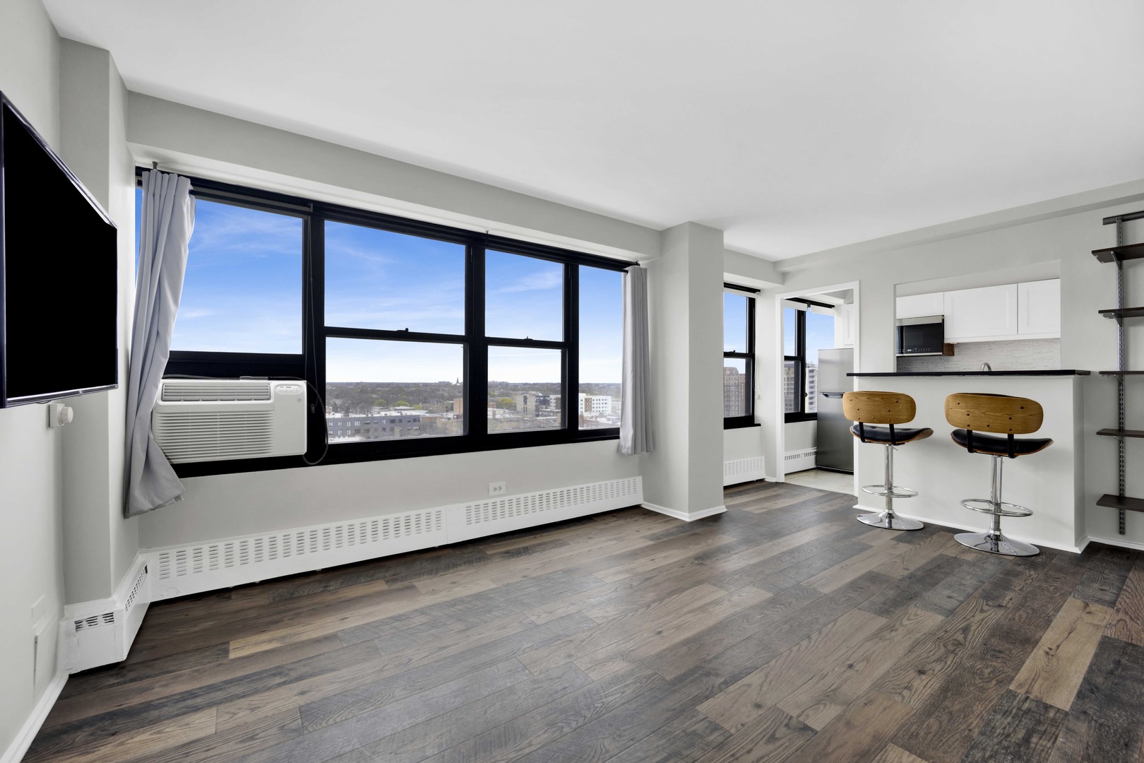 6030 North Sheridan Road Chicago IL 60660