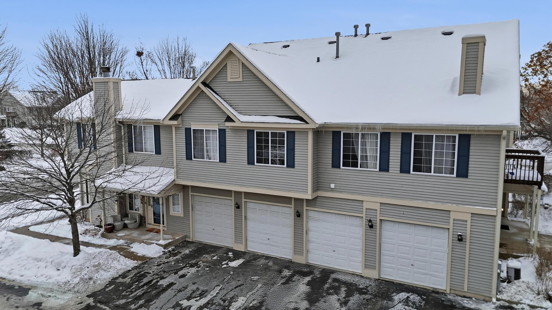 350 Windsor Court South Elgin IL 60177