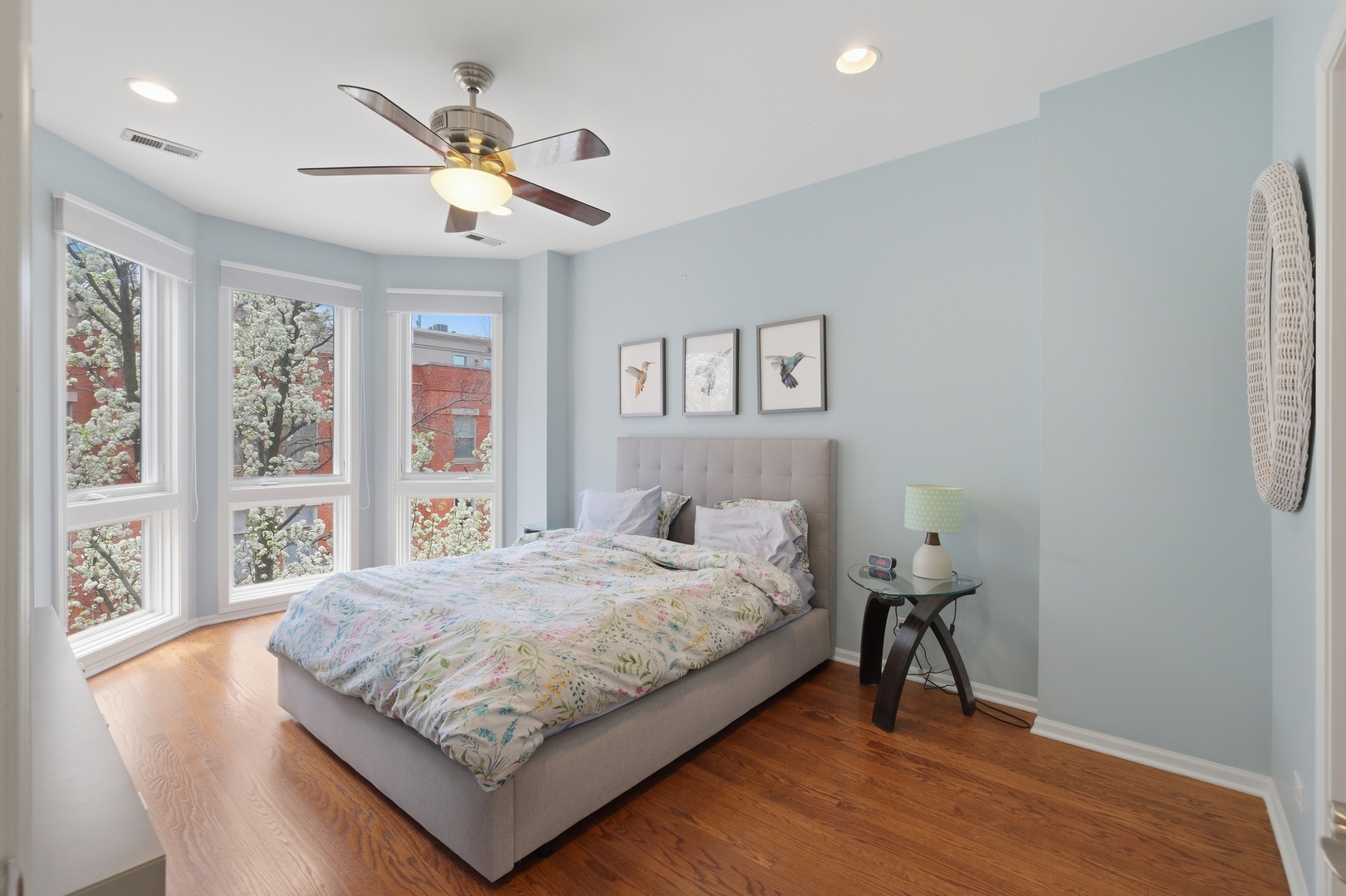 449 North Clinton Street Chicago IL 60654