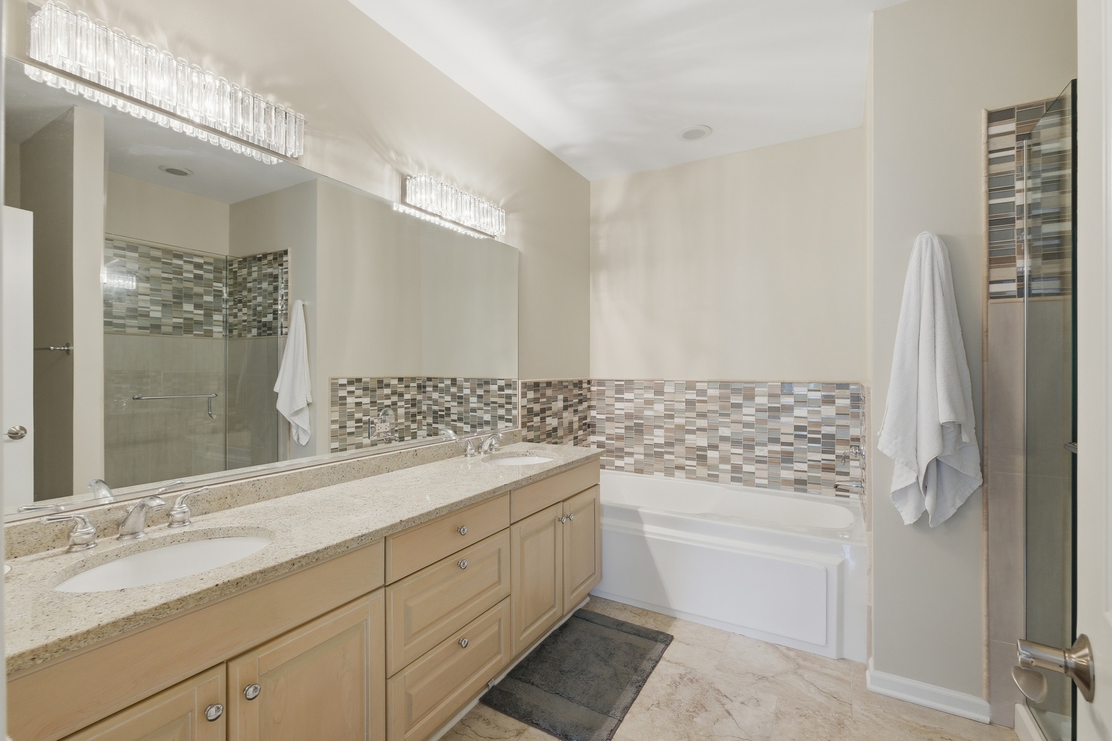 449 North Clinton Street Chicago IL 60654