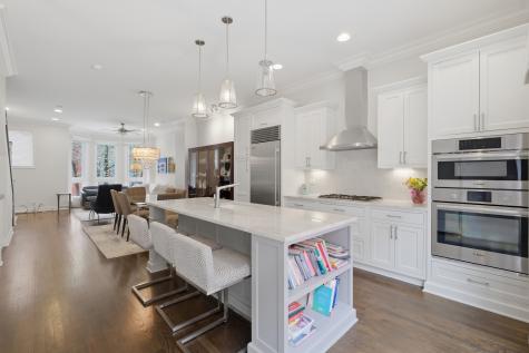 449 North Clinton Street Chicago IL 60654