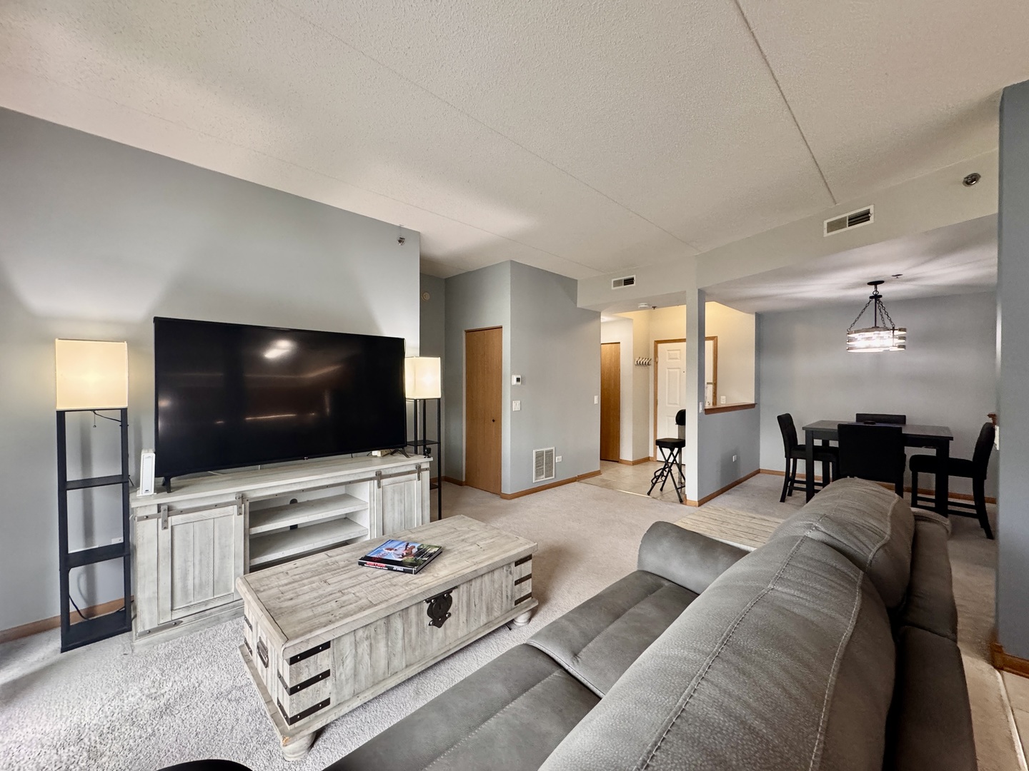 3135 Town Square Drive Rolling Meadows IL 60008
