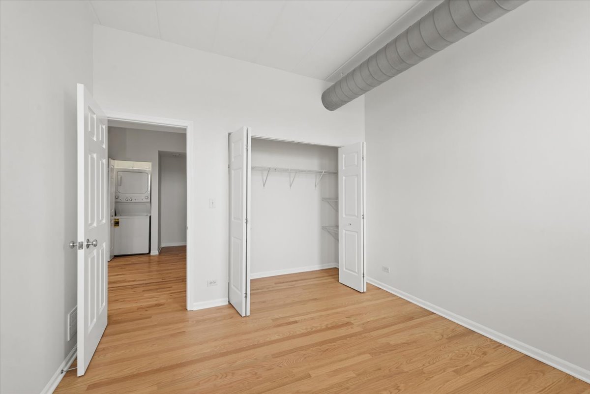 2356 North Elston Avenue Chicago IL 60614