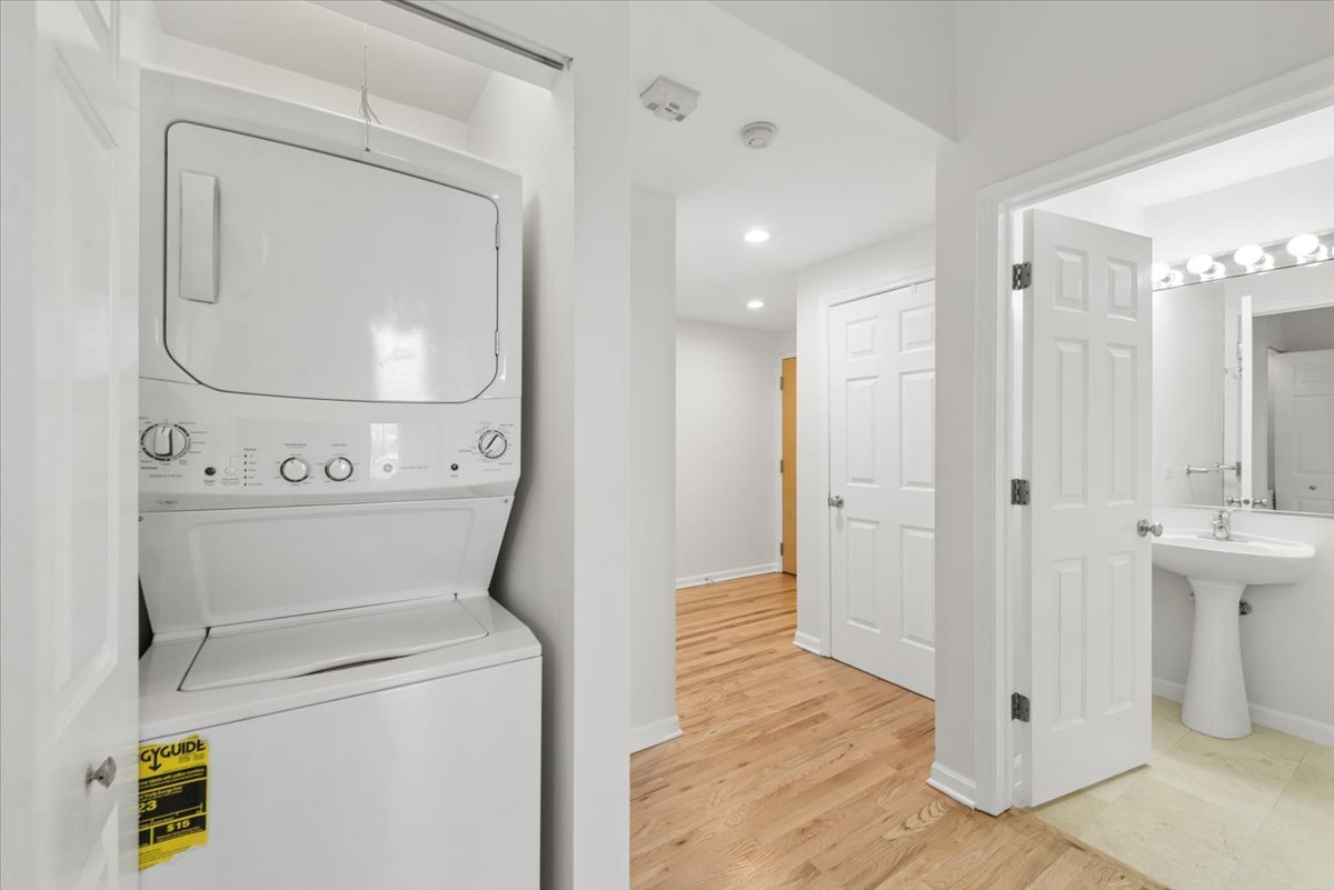 2356 North Elston Avenue Chicago IL 60614