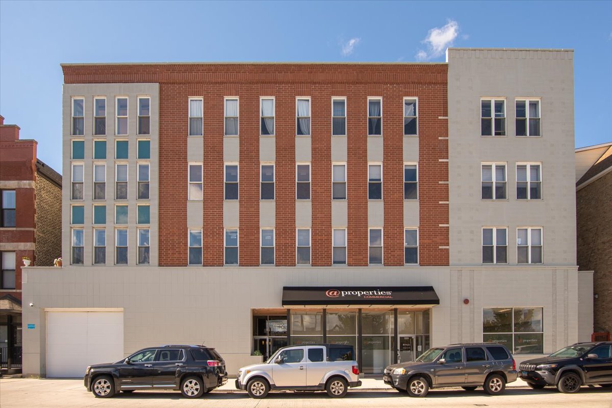 2356 North Elston Avenue Chicago IL 60614
