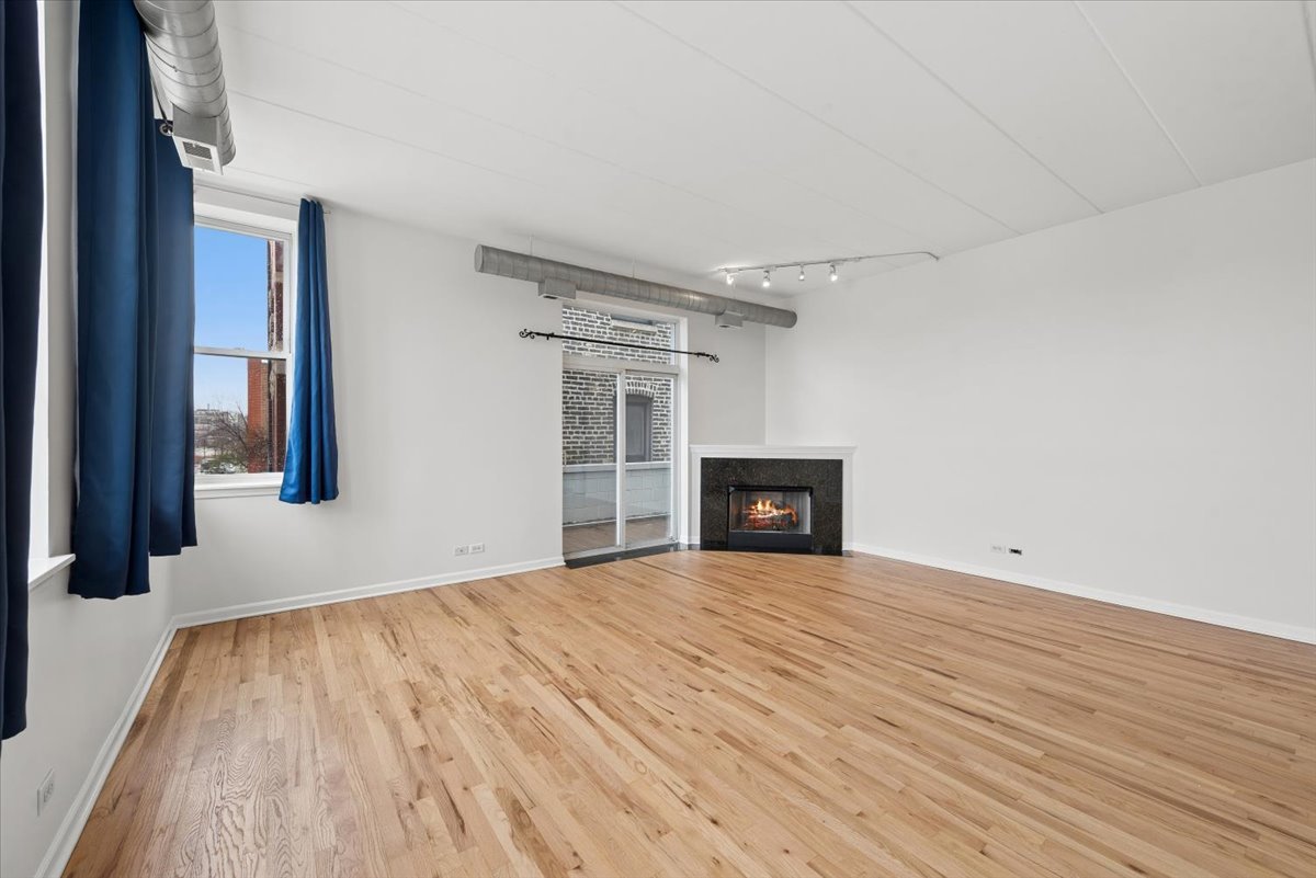 2356 North Elston Avenue Chicago IL 60614