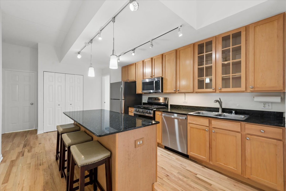 2356 North Elston Avenue Chicago IL 60614