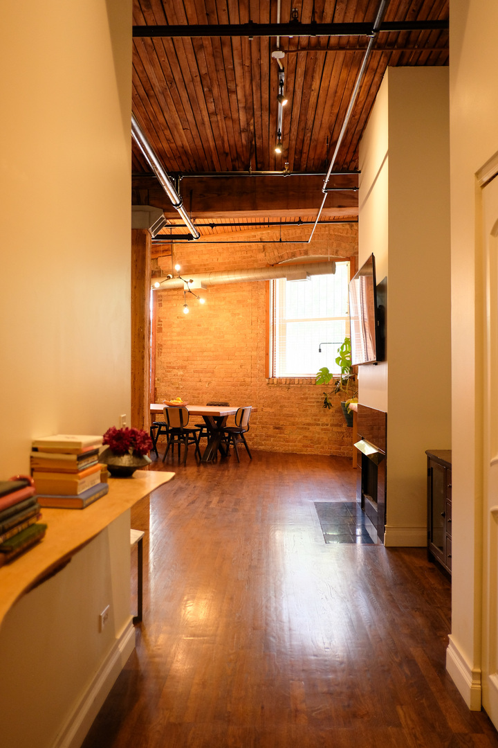 550 North Kingsbury Street Chicago IL 60654
