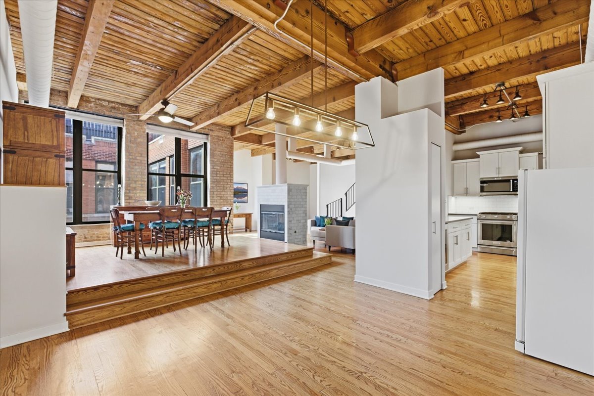 2226 North Racine Avenue Chicago IL 60614