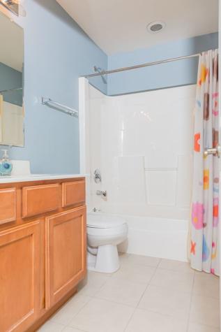 3138 Taunton Street Elgin IL 60124