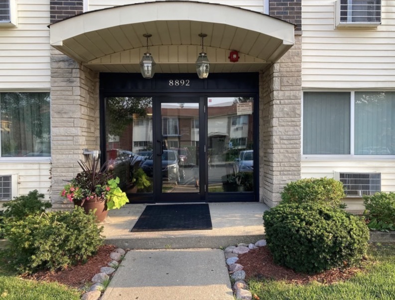8892 Jody Lane Des Plaines IL 60016