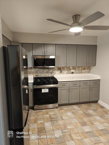 8892 Jody Lane Des Plaines IL 60016