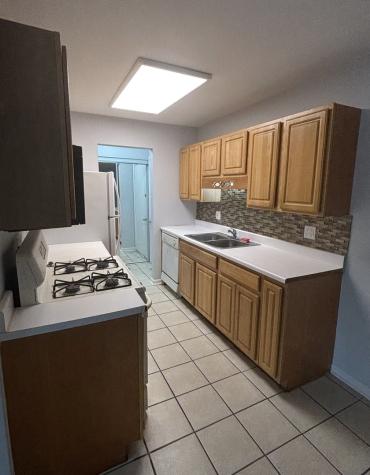 555 Deepwoods Drive Mundelein IL 60060