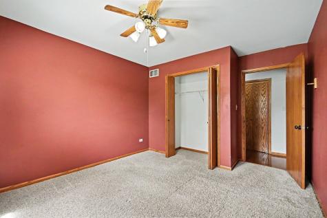 27114 South Quiet Oak Lane Crete IL 60417