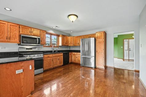 27114 South Quiet Oak Lane Crete IL 60417