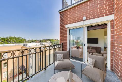 1155 West Roosevelt Road Chicago IL 60608