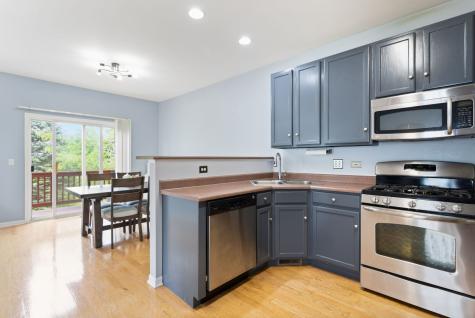 2250 Stoughton Drive Aurora IL 60502