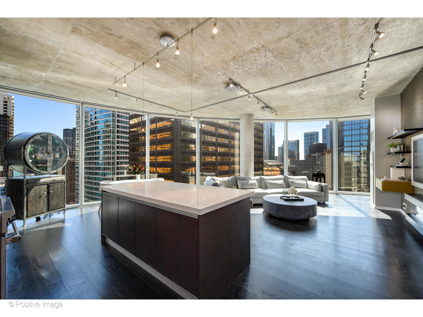 600 North Fairbanks Court Chicago IL 60611