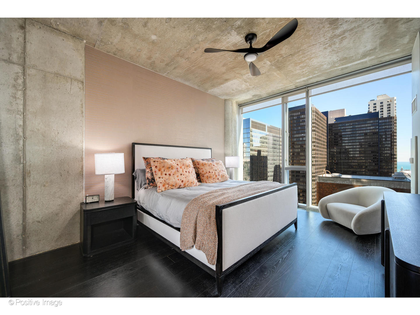600 North Fairbanks Court Chicago IL 60611