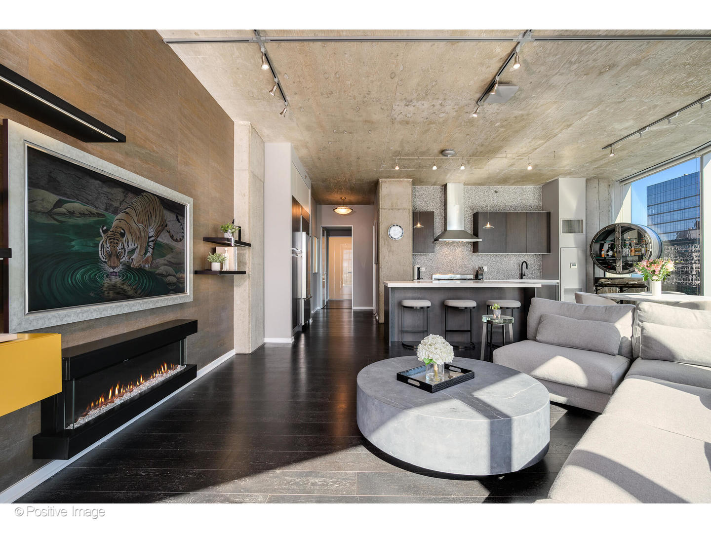 600 North Fairbanks Court Chicago IL 60611