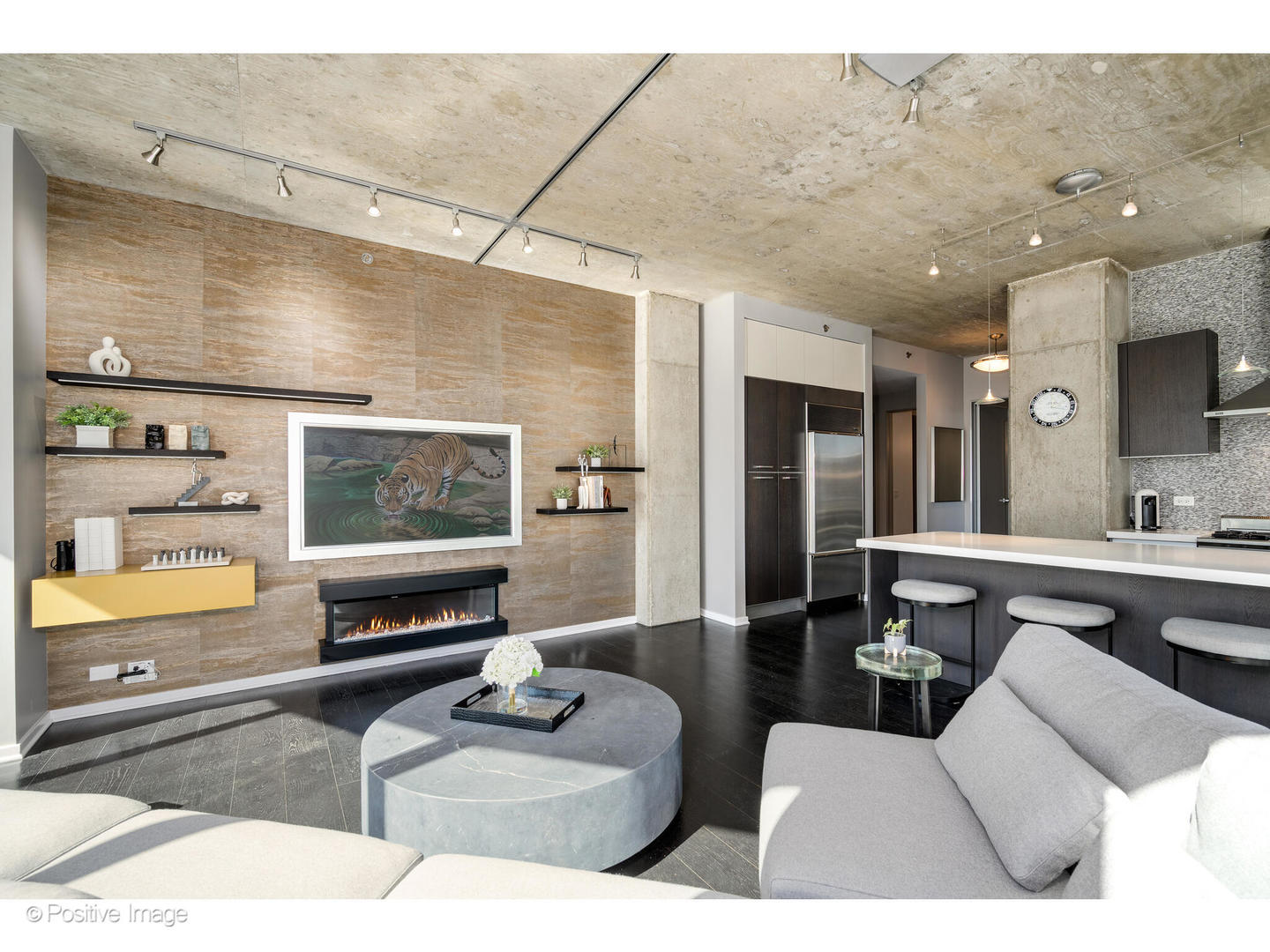 600 North Fairbanks Court Chicago IL 60611