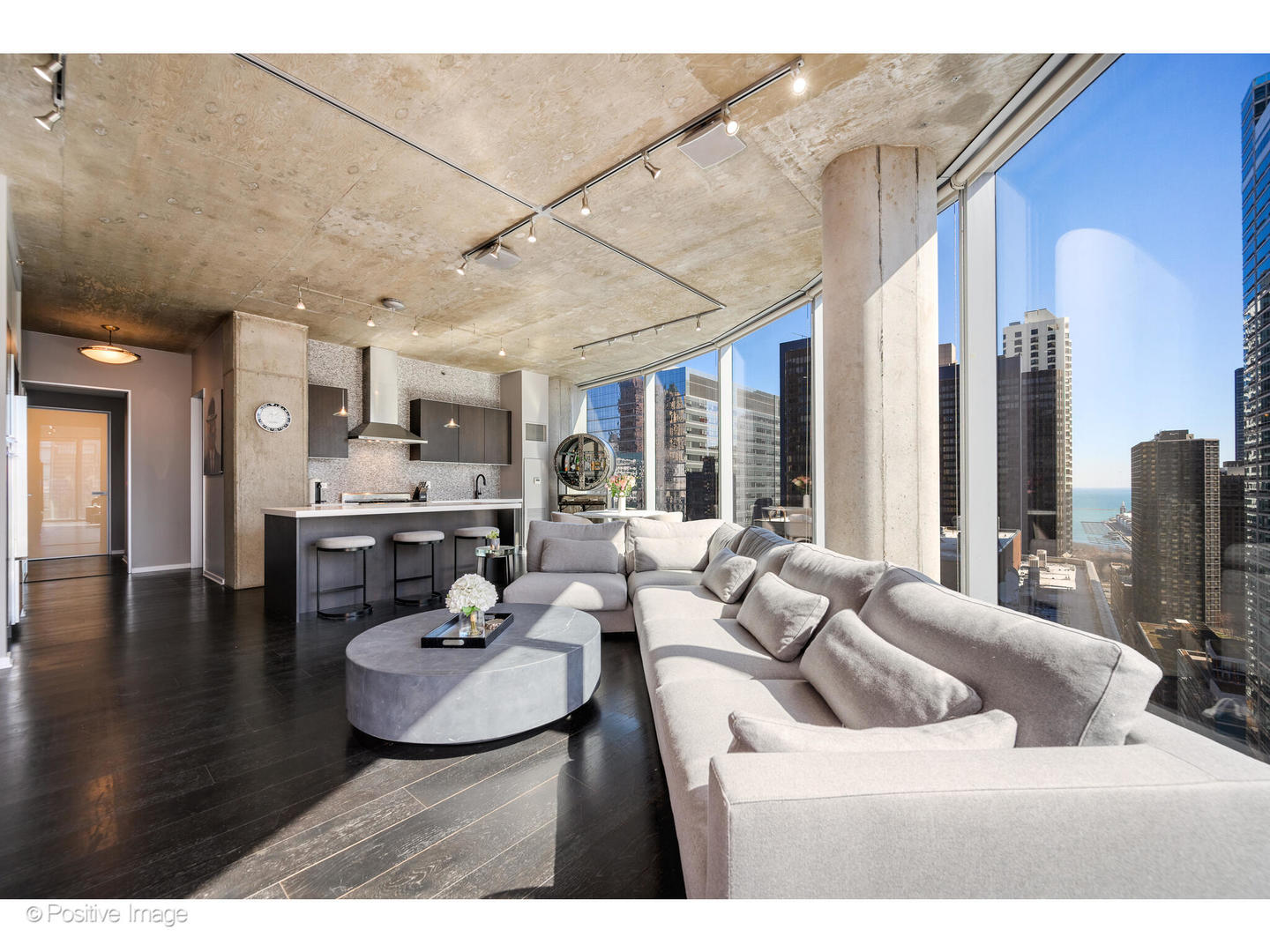 600 North Fairbanks Court Chicago IL 60611