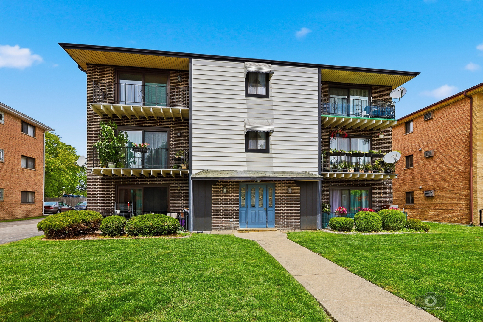 7242 West 86th Street Bridgeview IL 60455