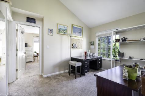 644 South Rosehall Lane Round Lake IL 60073
