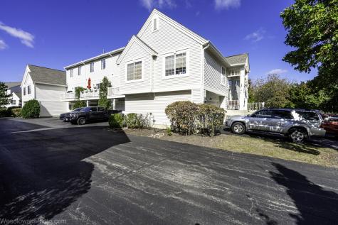 644 South Rosehall Lane Round Lake IL 60073