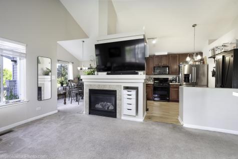 644 South Rosehall Lane Round Lake IL 60073