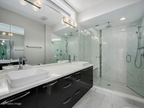 1525 West Fry Street Chicago IL 60642