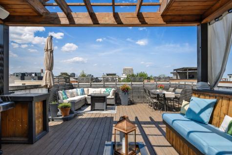 1525 West Fry Street Chicago IL 60642