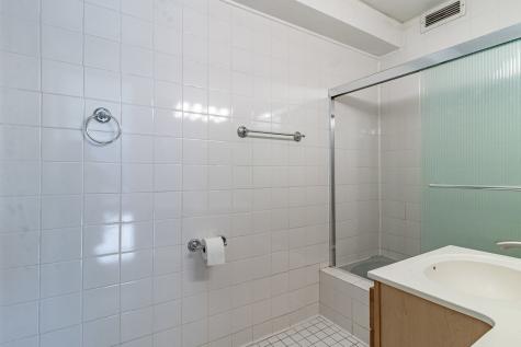 900 North Lake Shore Drive Chicago IL 60611