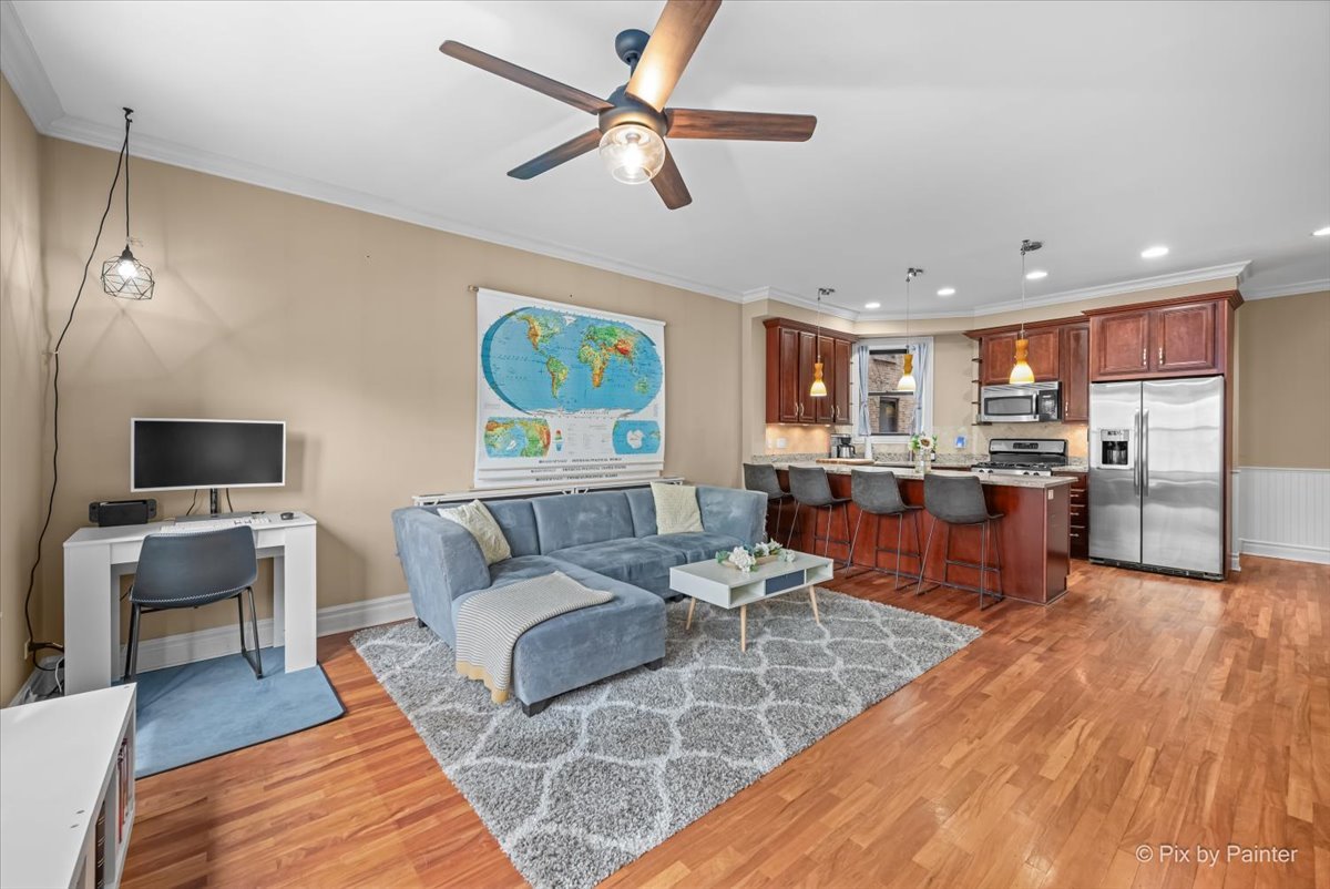 1308 West Granville Avenue Chicago IL 60660