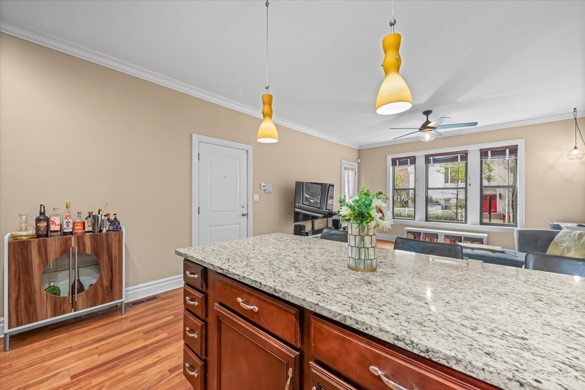 1308 West Granville Avenue Chicago IL 60660