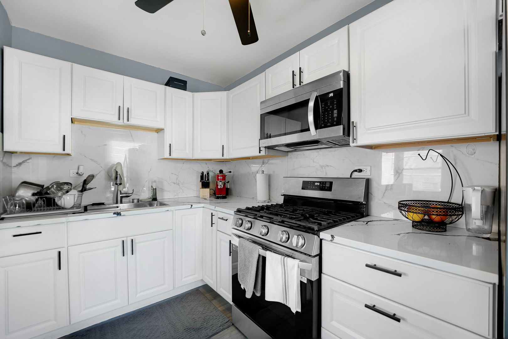 4880 North Marine Drive Chicago IL 60640