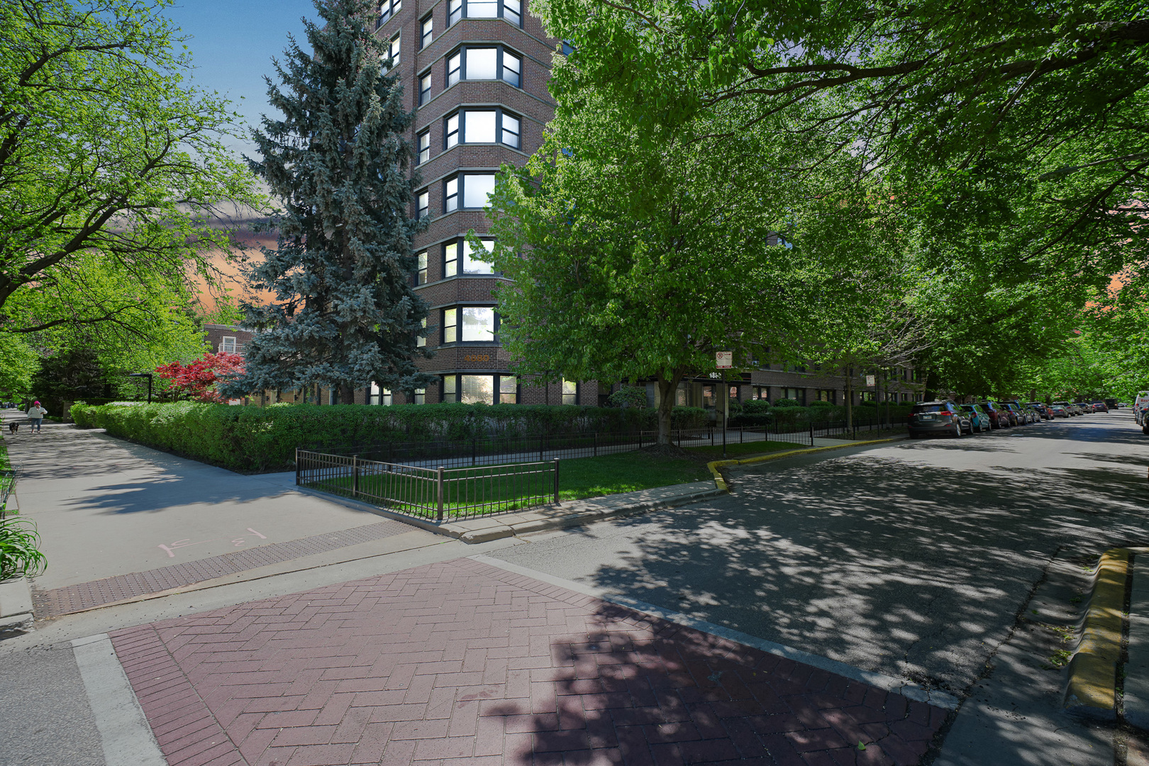 4880 North Marine Drive Chicago IL 60640
