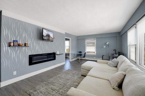 4880 North Marine Drive Chicago IL 60640