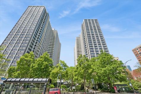 4250 North Marine Drive Chicago IL 60613