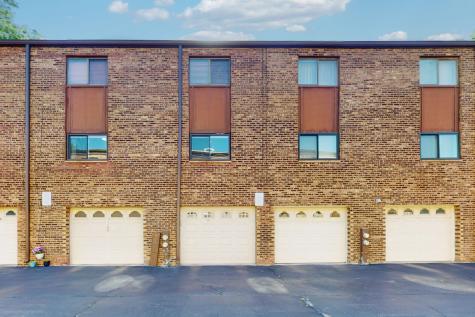 11104 O Gorman Drive Palos Hills IL 60465