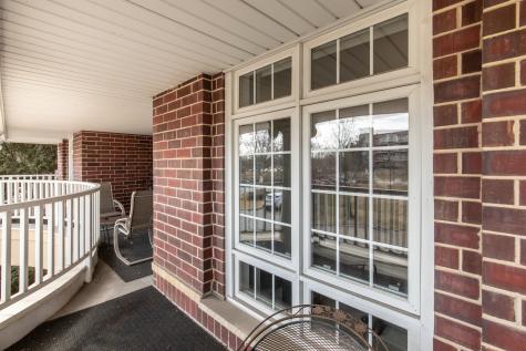 7031 West Touhy Avenue Niles IL 60714