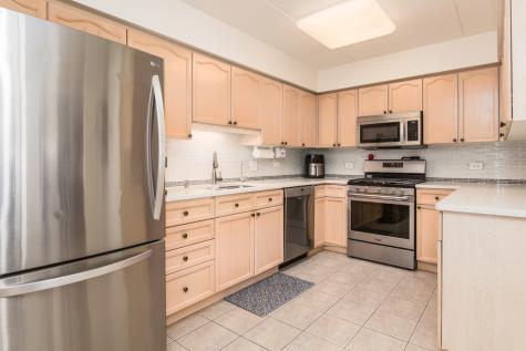 7031 West Touhy Avenue Niles IL 60714
