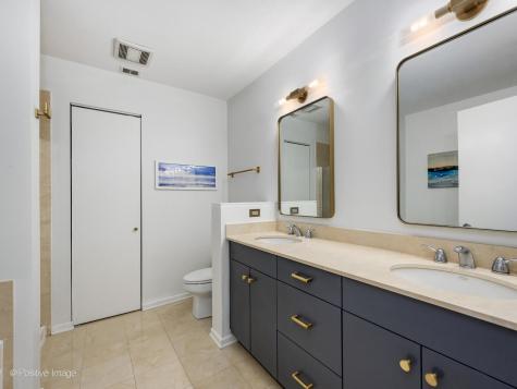 500 West Superior Street Chicago IL 60654