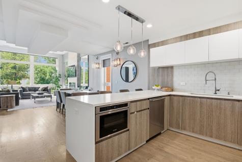 1639 North Artesian Avenue Chicago IL 60647