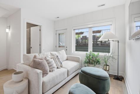 1639 North Artesian Avenue Chicago IL 60647