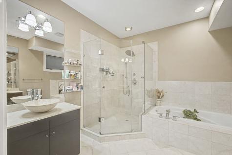 6531 South Kimbark Avenue Chicago IL 60637
